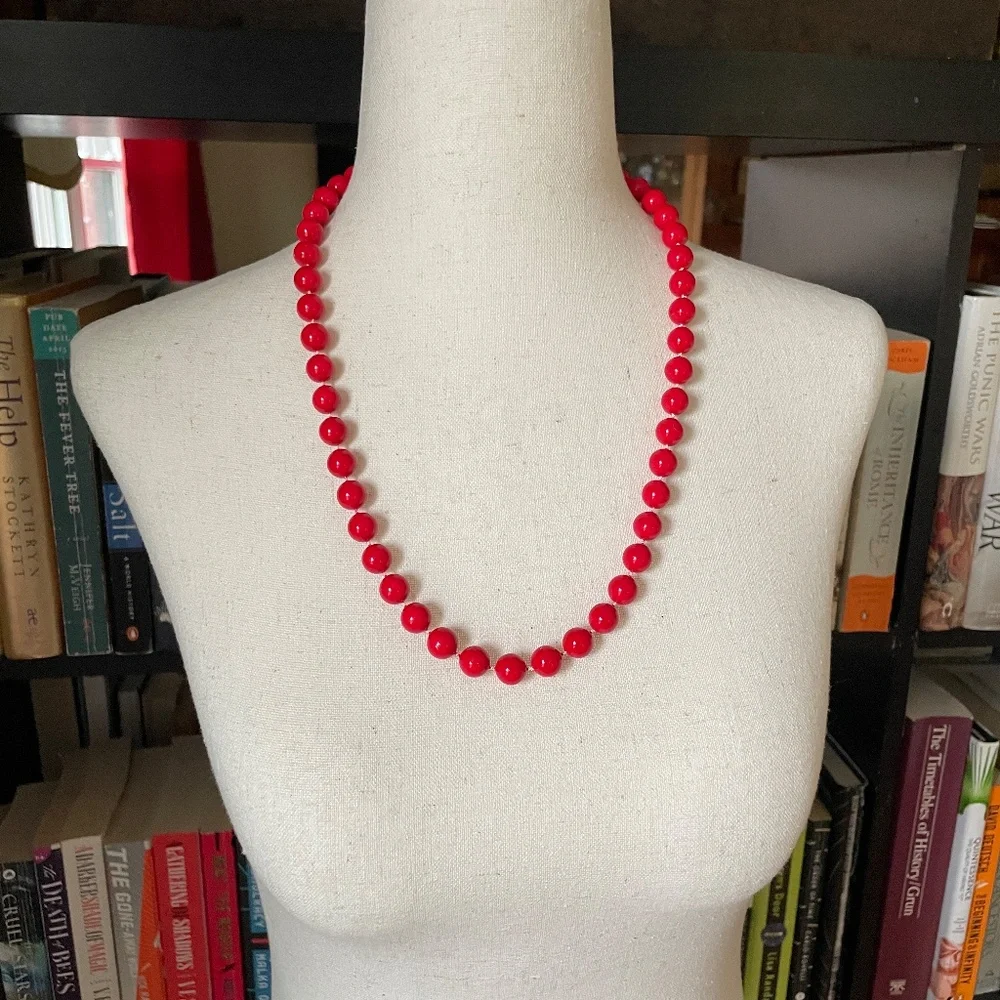 vintage necklaces - Picture 3 of 6